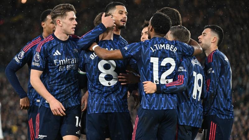 体育博彩中的“情绪峰值”：最该停手的时刻。（当情绪冲到顶点：体育博彩里最该收手的一刻）